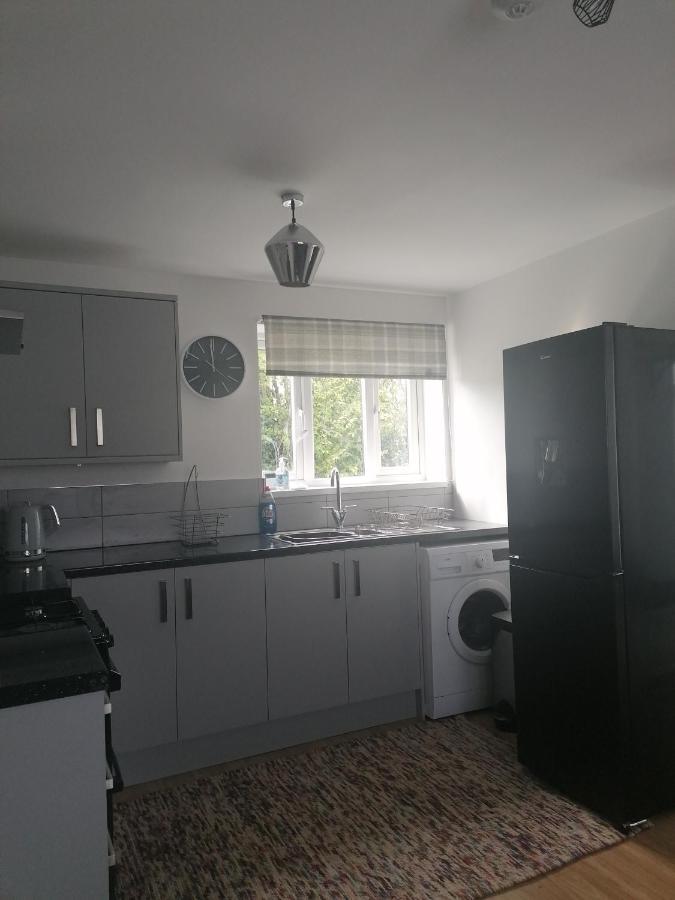Chota Gher Apartment วิดเนส ภายนอก รูปภาพ